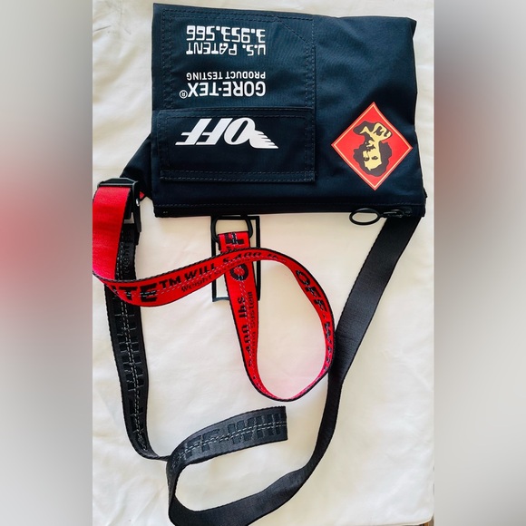 OFF-WHITE Crossbody LIMITED EDITION - Picture 3 of 13